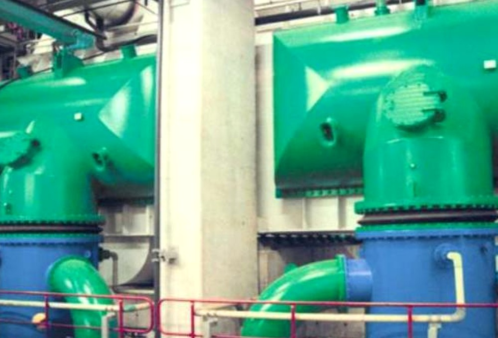 Condenser tube cleaning system